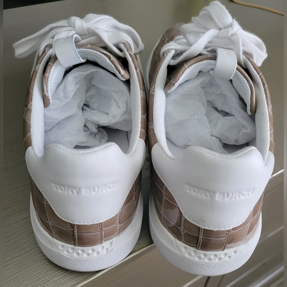 Tory Burch Double T Howell Croc Embossed Leather Tennis Shoe Women's Size 9 - Picture 4 of 6